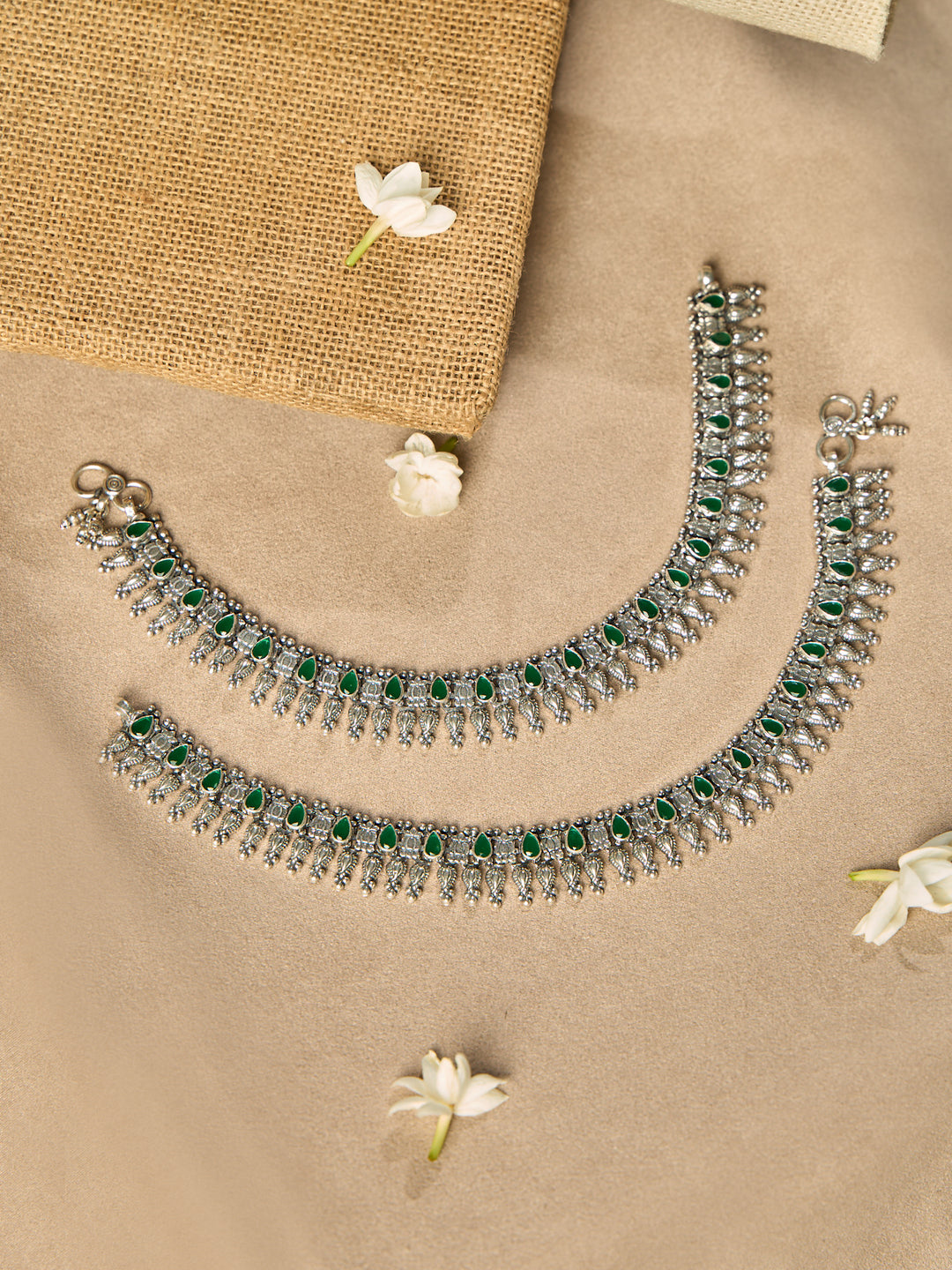 Emerald Cascade Antique Anklet