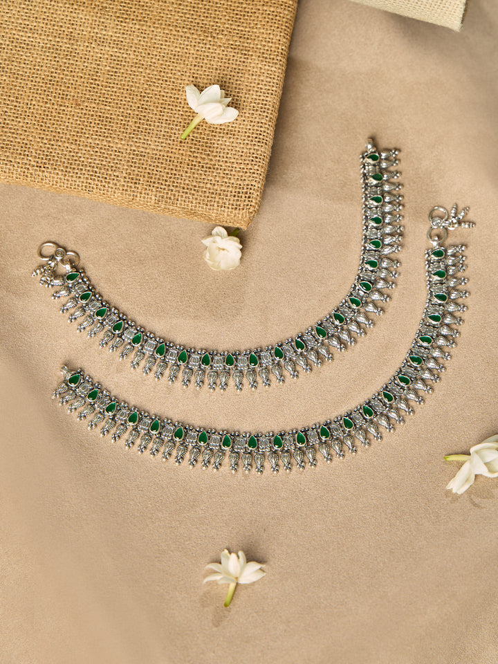 Emerald Cascade Antique Anklet