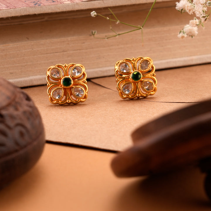Square Floral Emerald Golden Kundan Earring