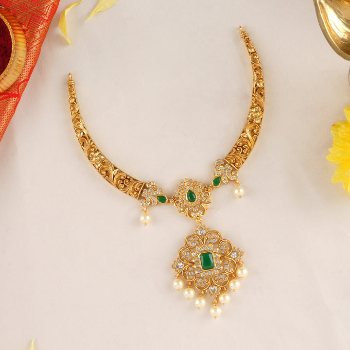 Halo Emerald with Pearl Necklace