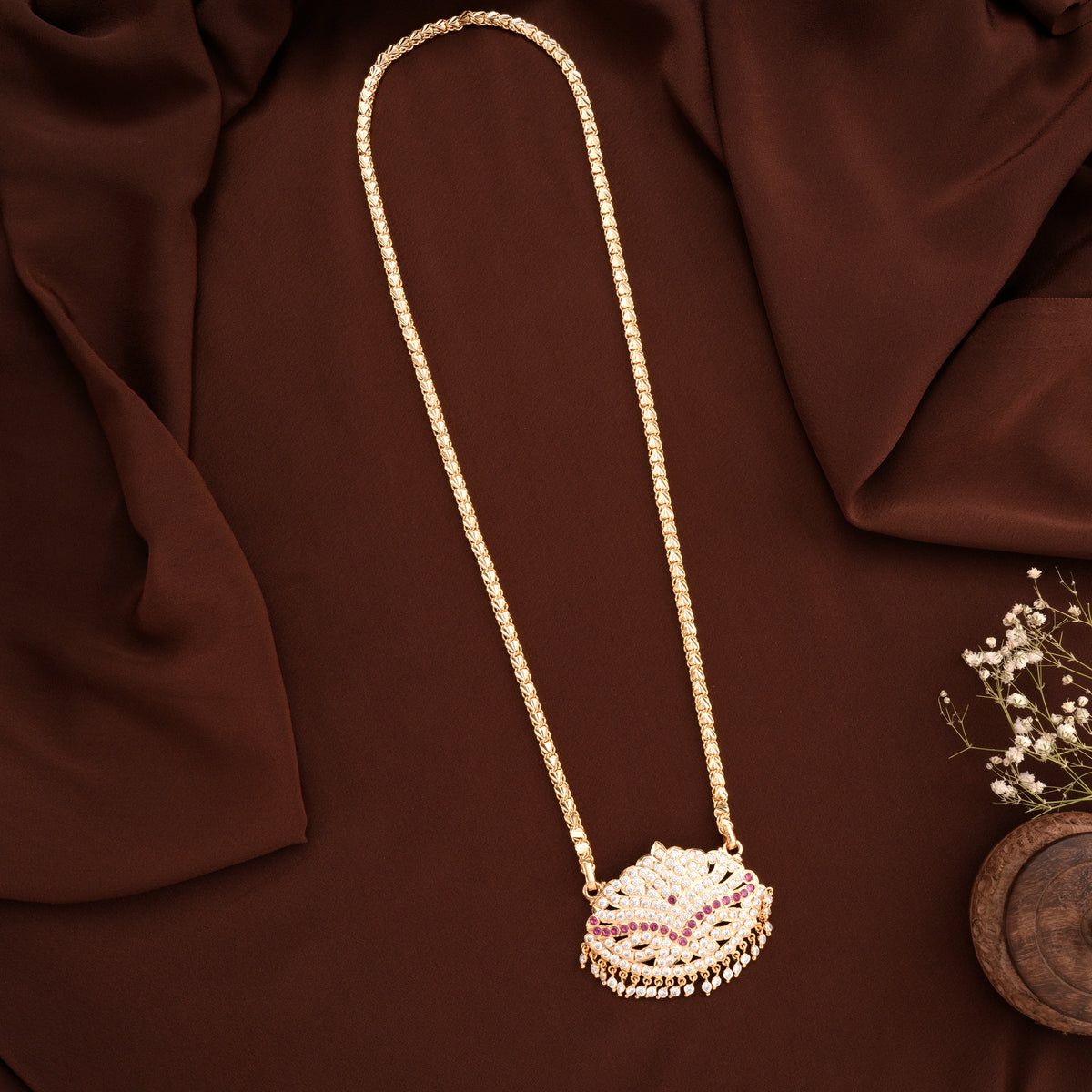 Blossom Lotus Dollar Golden Chain
