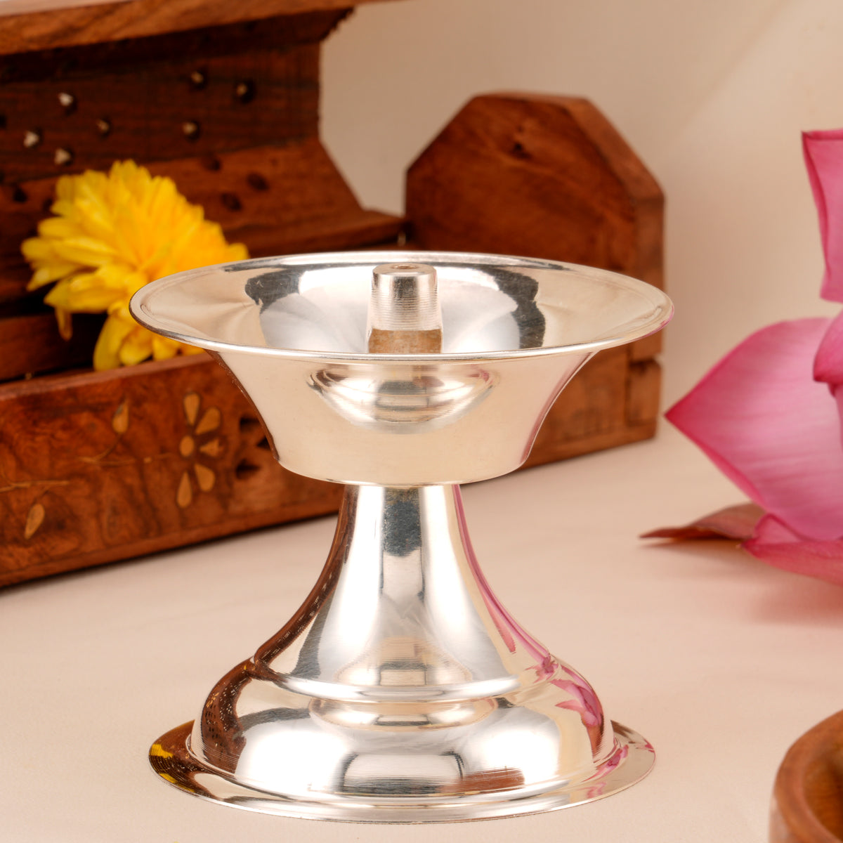 Simple Silver Diya Lamp