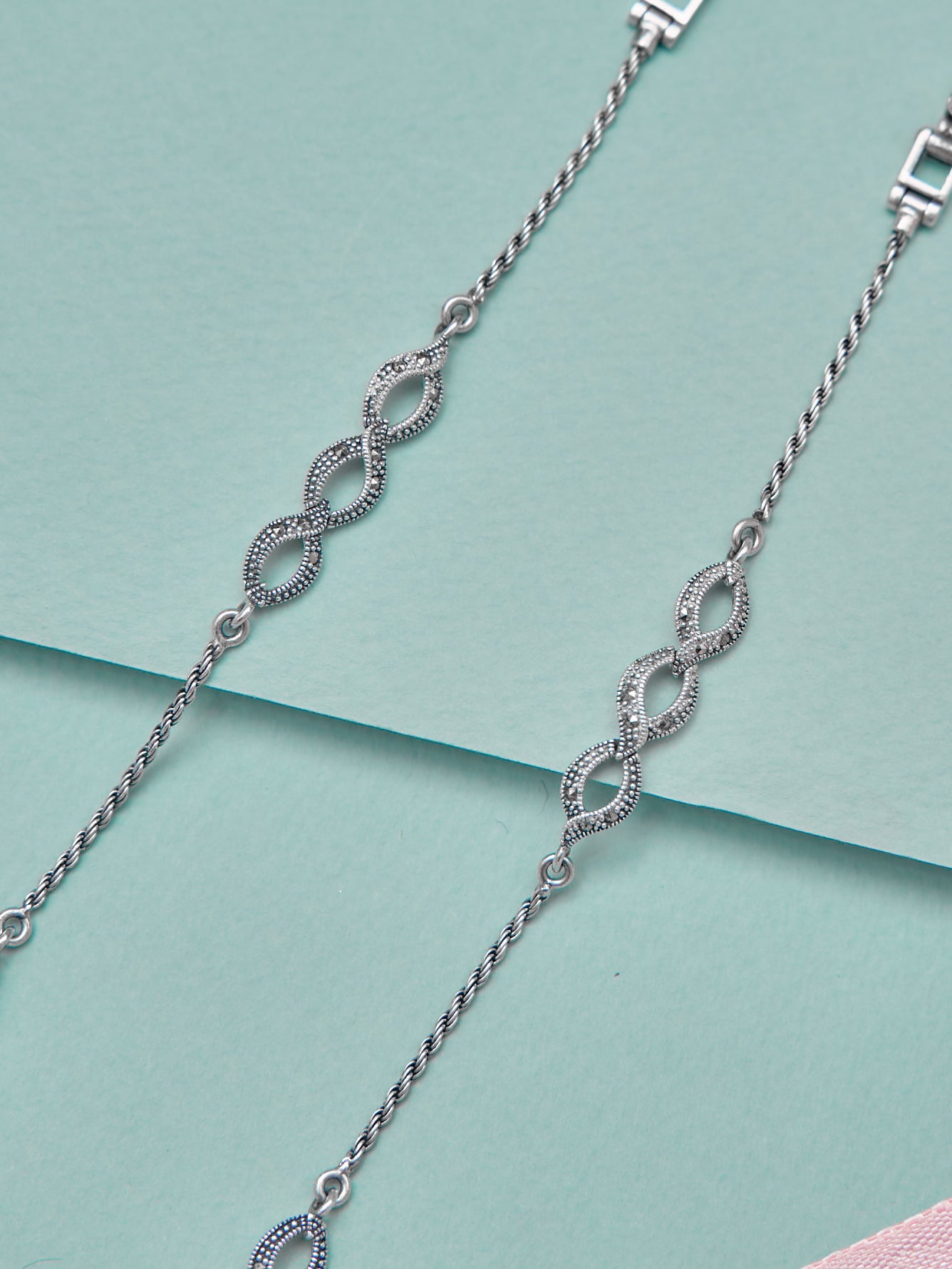 Infinity Twist Fancy Anklet