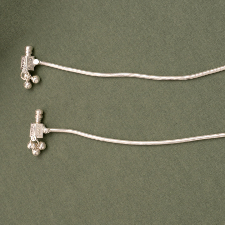 Thin Smooth Silver Anklet