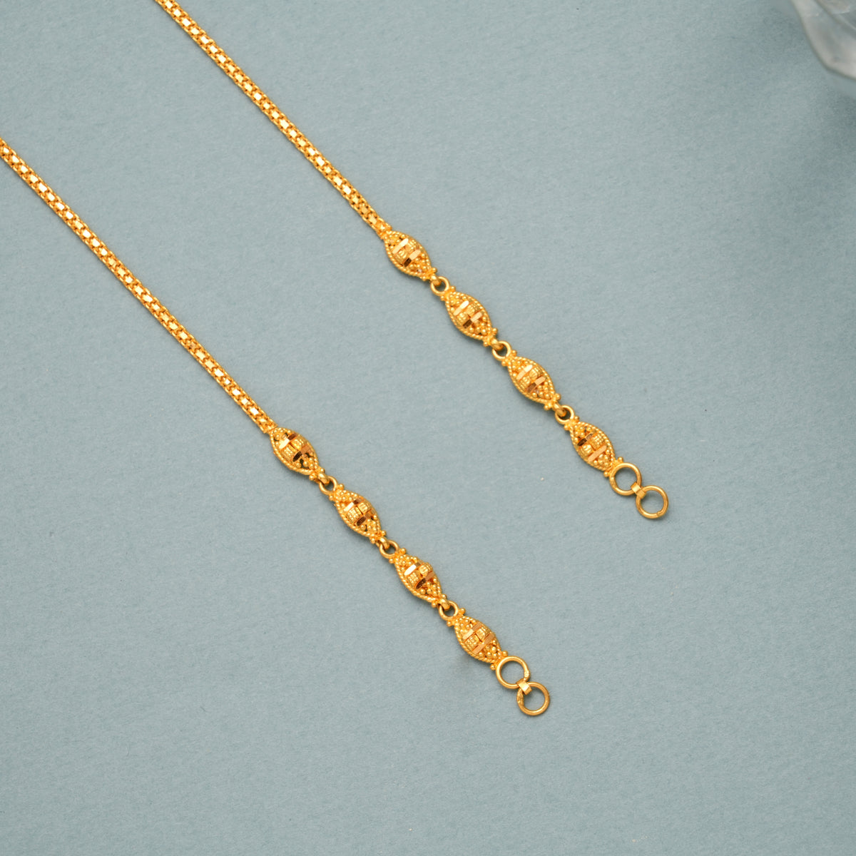 Designer Oval Chain Gold Mattal
