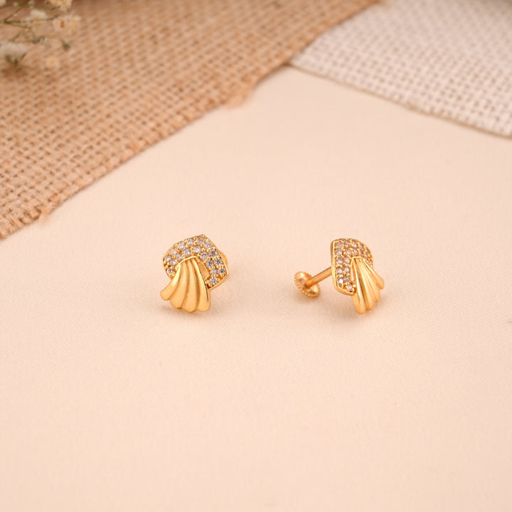 Sea Shell Design Casting Golden Earrings