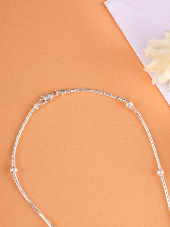 Shimmering Balls Silver Chain