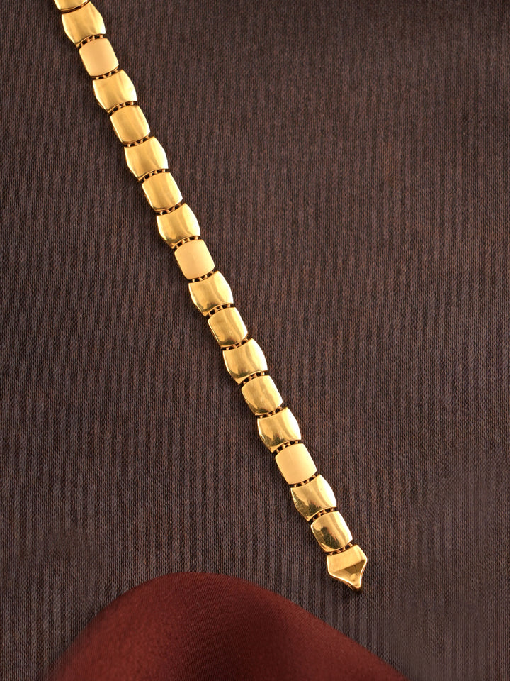 Stylish Gold Cube bracelet