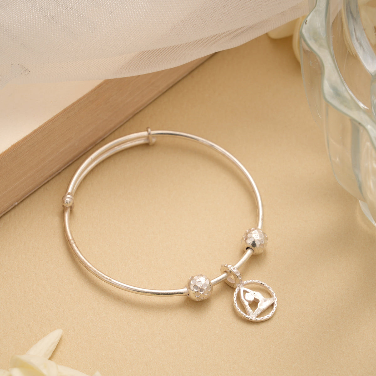 Stylish Design Drops Silver Baby Bangles