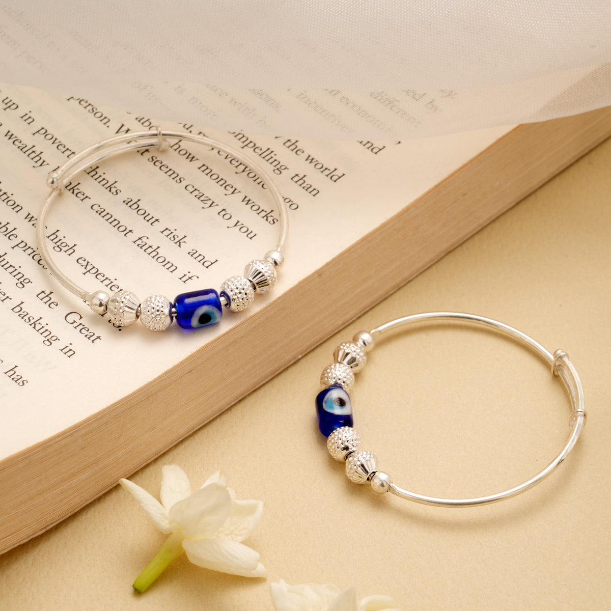 Classic Evil Eye Ball Design Silver Bangle