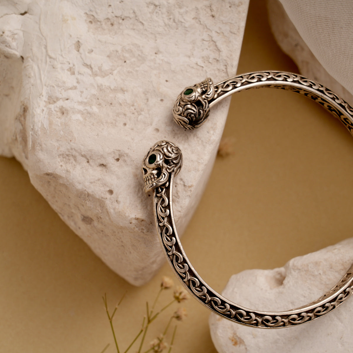 Oxidized Silver Dual Skull Head Men’s Bracelet