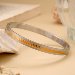 Simple Golden Line Mens Silver Kada