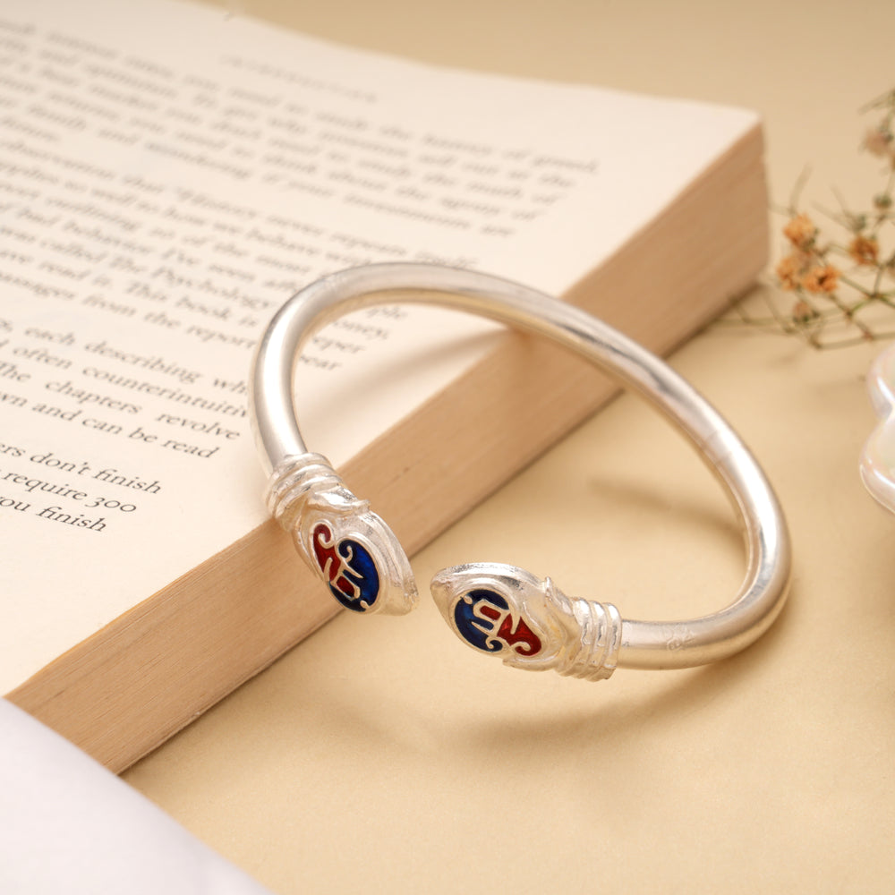 Vibrant Om Enamel Silver Kappu