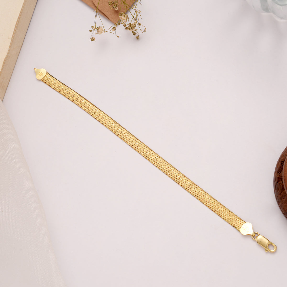 Minimalist Golden Flexible Flat Bracelet