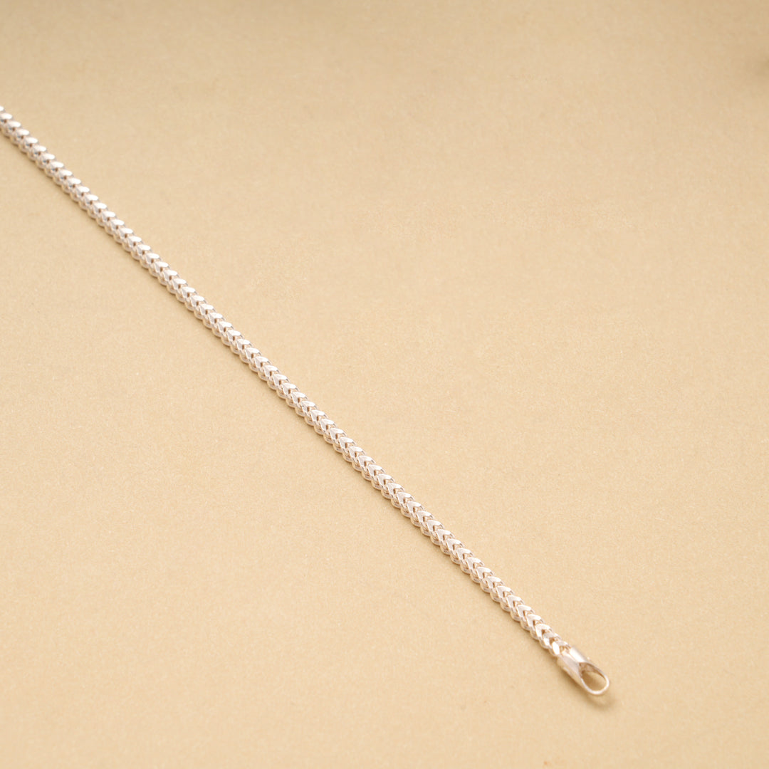 Vibrant Style Design Silver Bracelet