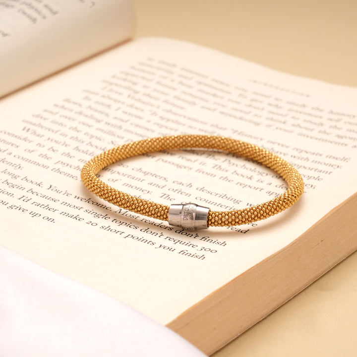 Modern Mesh Magnetic Lock Golden Bracelet