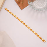 Minimal Curved Link Design Golden Bracelet