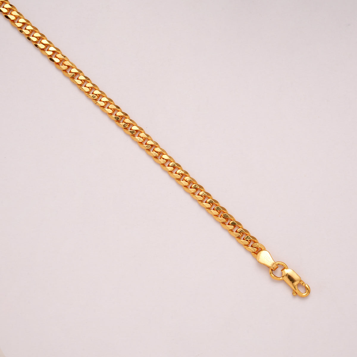 Heritage Thin Curb Golden Bracelet