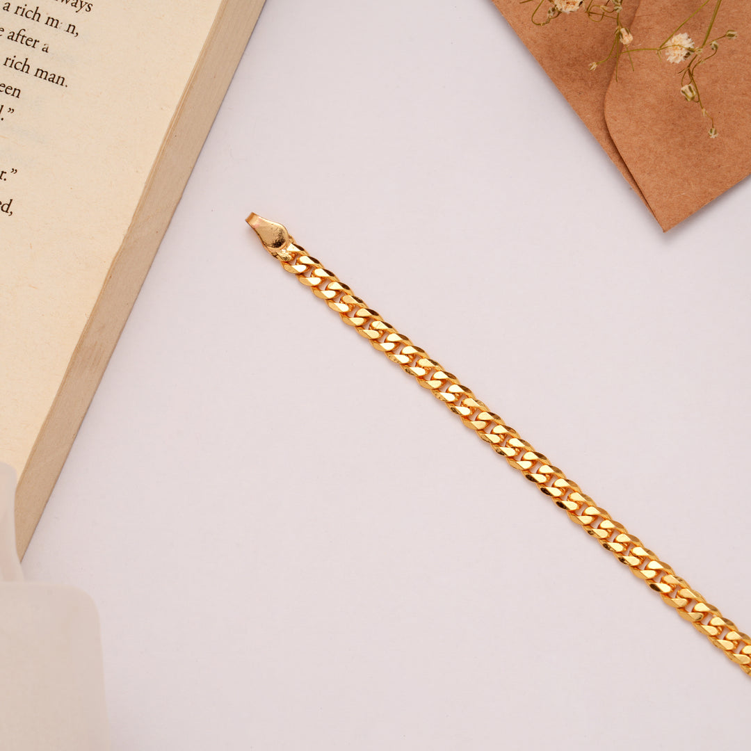 Heritage Unisex Golden Thin Curb Bracelet