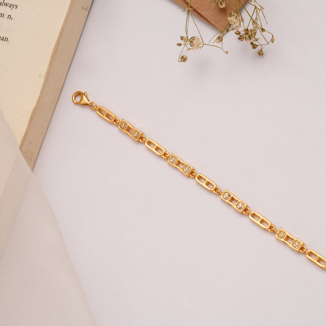 Heritage Golden Halo Pattern Stone Bracelet
