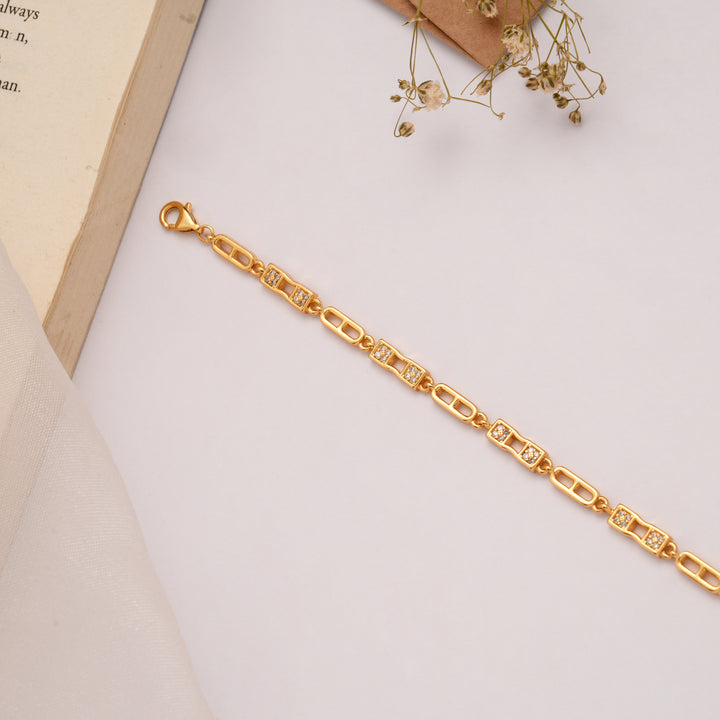 Heritage Golden Halo Pattern Stone Bracelet