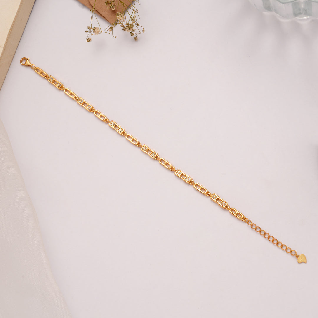 Heritage Golden Halo Pattern Stone Bracelet