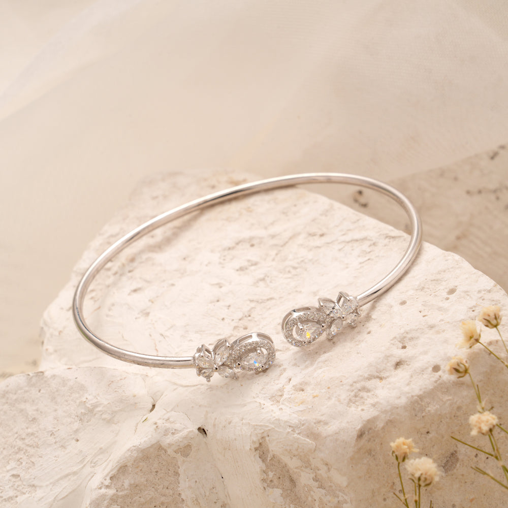Beautiful Teardrop Floral Stone Silver Women’s Bracelet