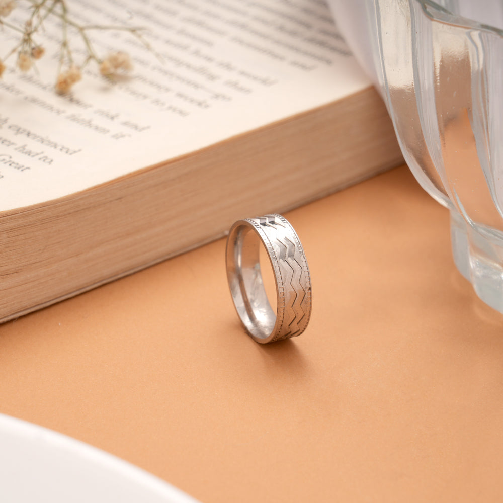 Modern Wavy Design Silver Band Ring