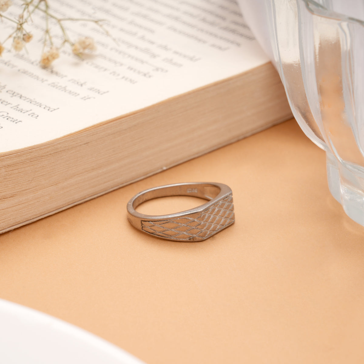 Stylish Grid Design Silver Men’s Ring