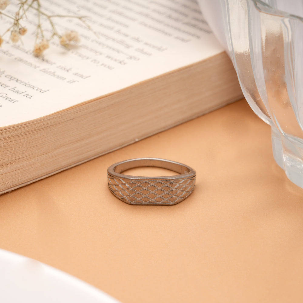 Stylish Grid Design Silver Men’s Ring