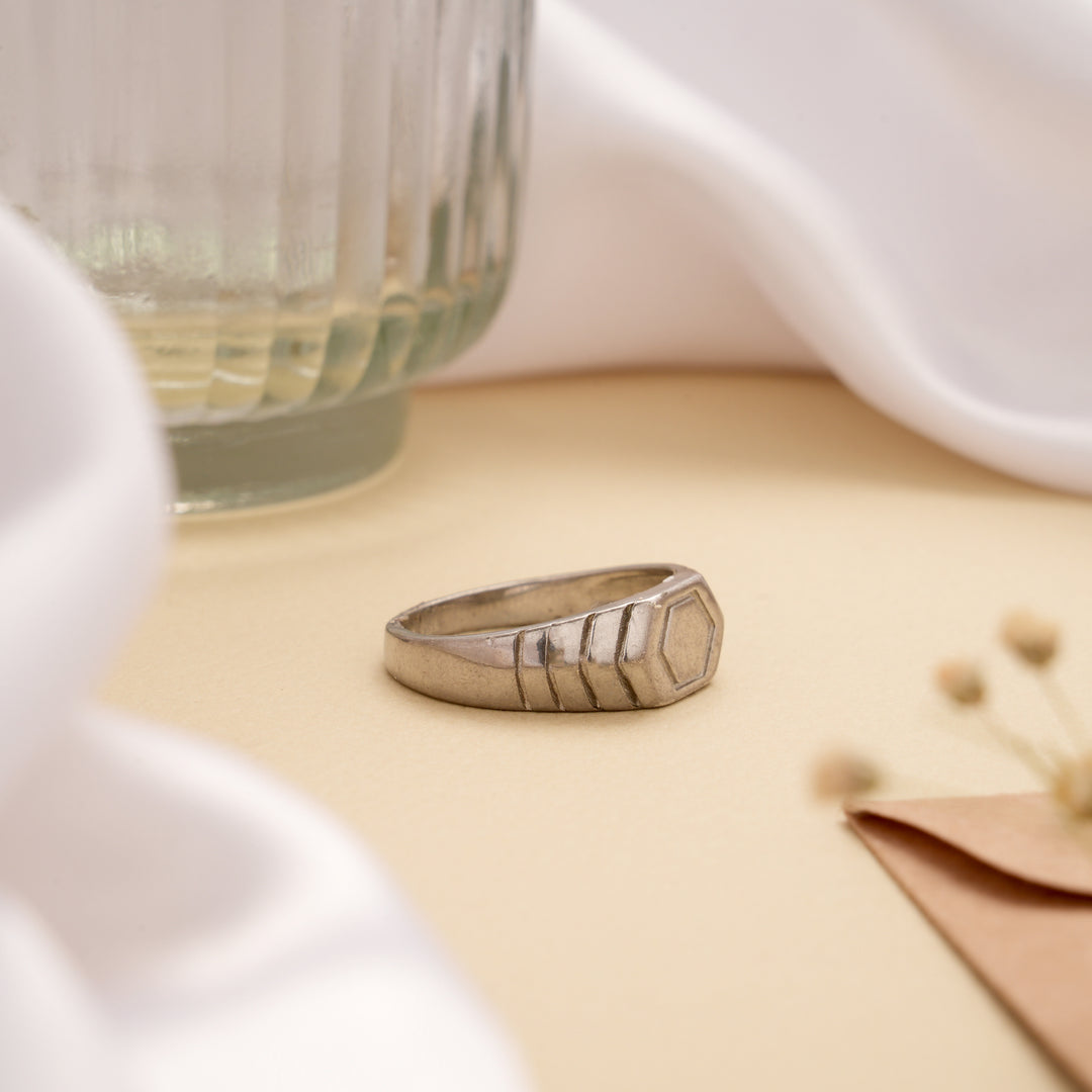 Hexagonal Pattern Men’s Silver Ring