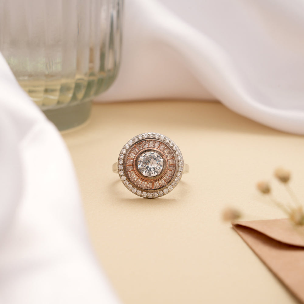 Vintage Sparkling Stone Halo Design Silver Ring