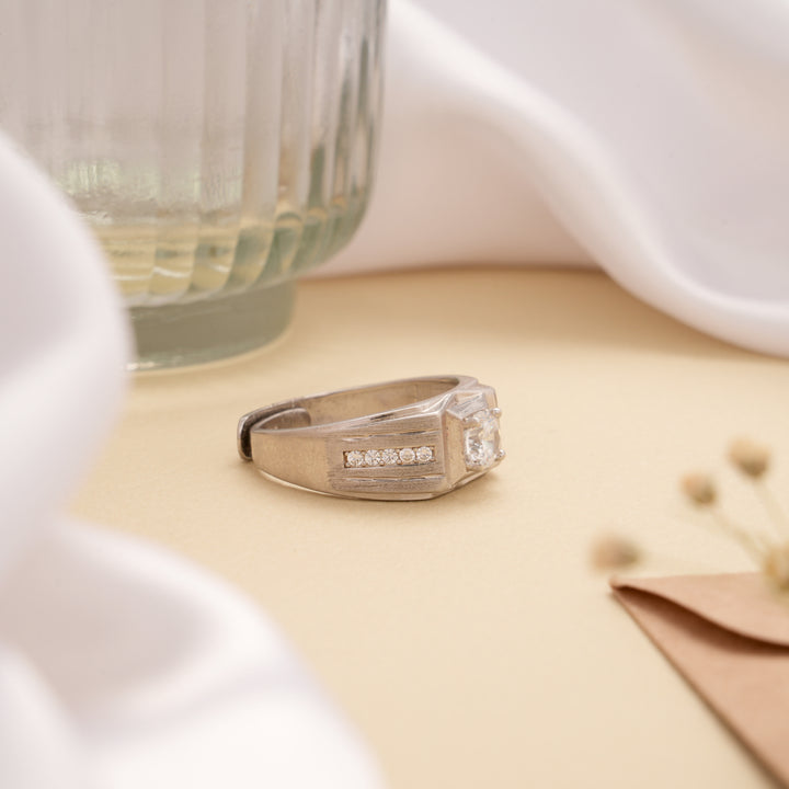 Single Solitaire Stone Silver Men’s Ring