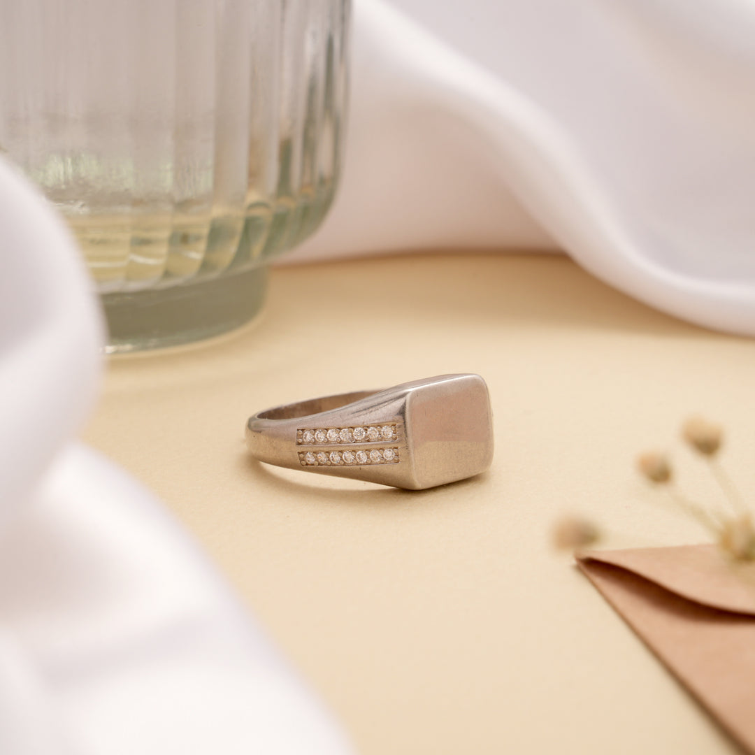 Signet Square Design Men’s Silver Ring