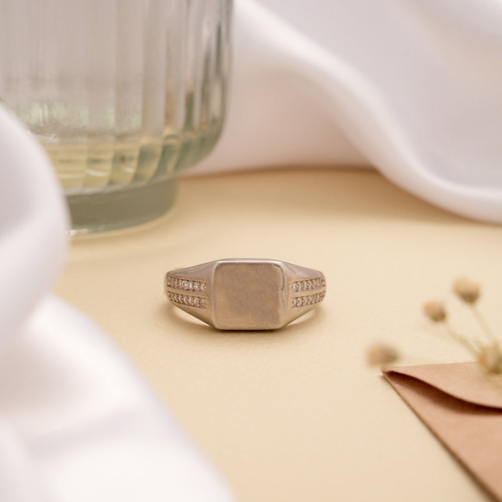 Signet Square Design Men’s Silver Ring