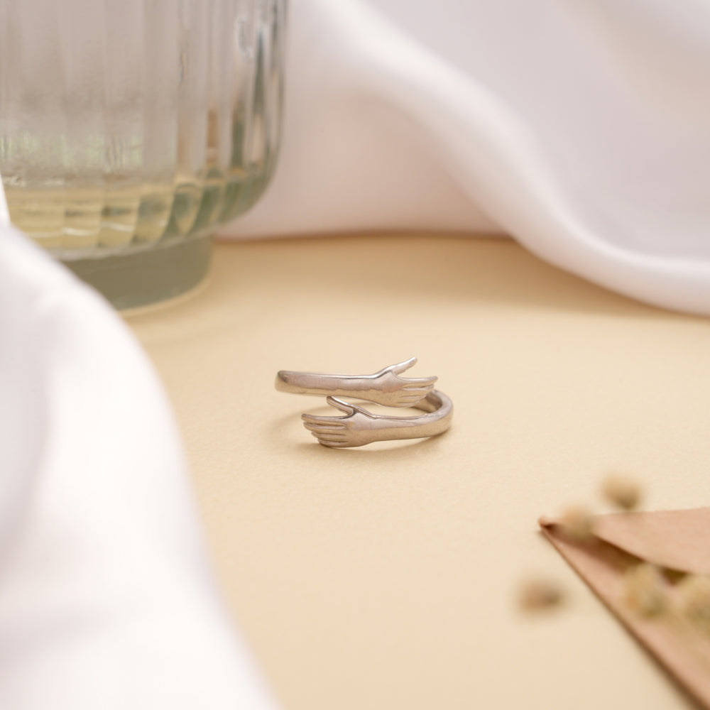 Lovely Hug Pattern Silver Ring