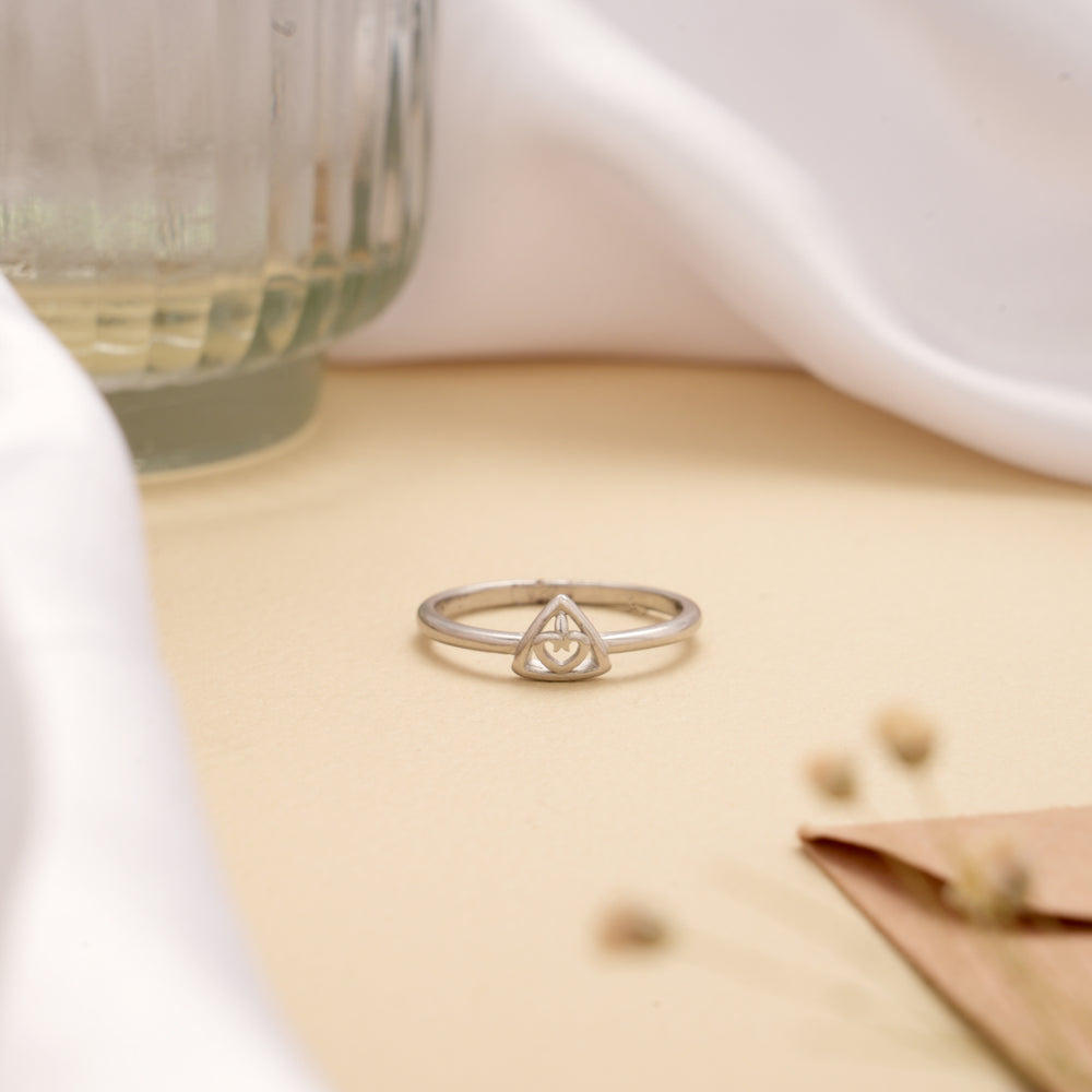 Minimalist Triangular Design Silver Ring