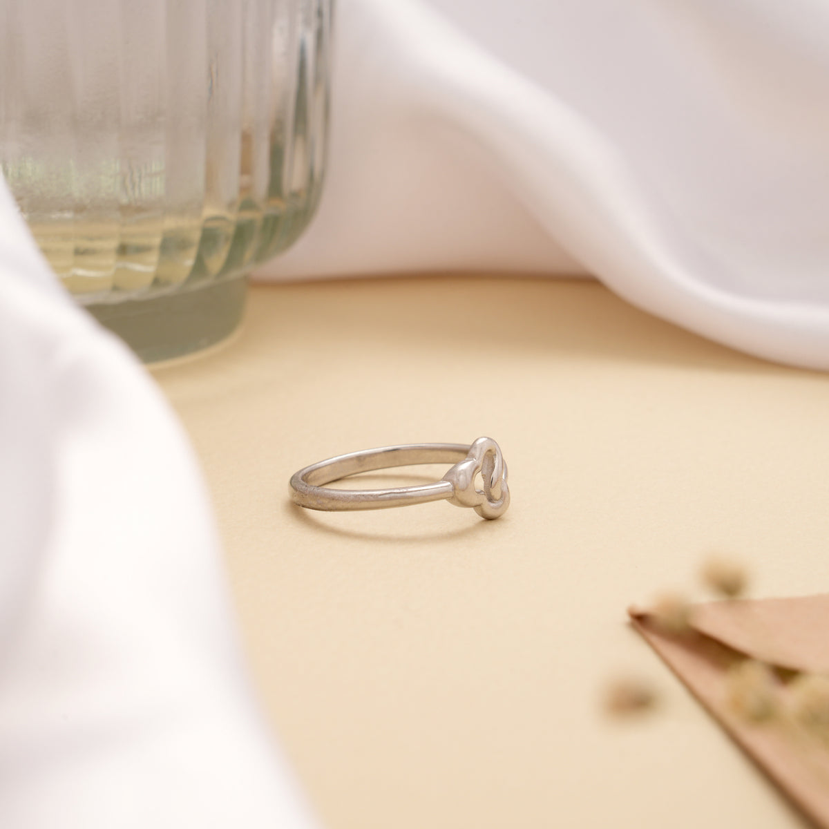 Minimal Charm Heart Design Silver Ring