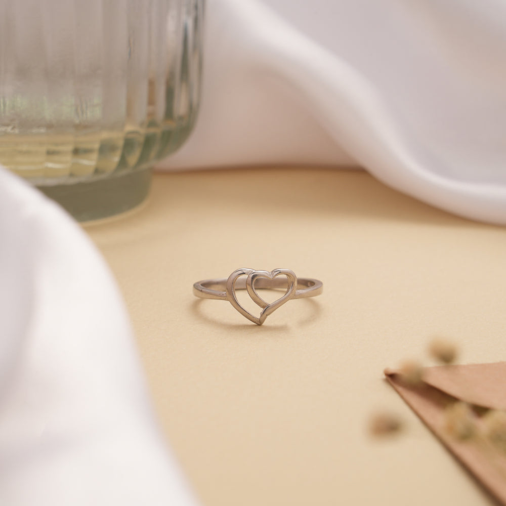 Tiny Charm Dual Heart Silver Ring
