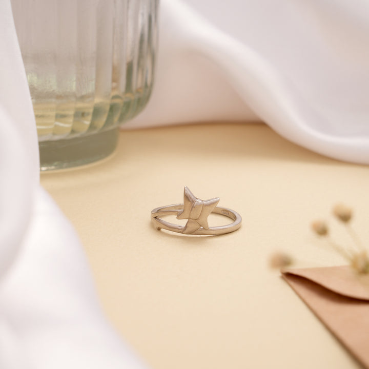 Trendy Bow and Star Silver Ring