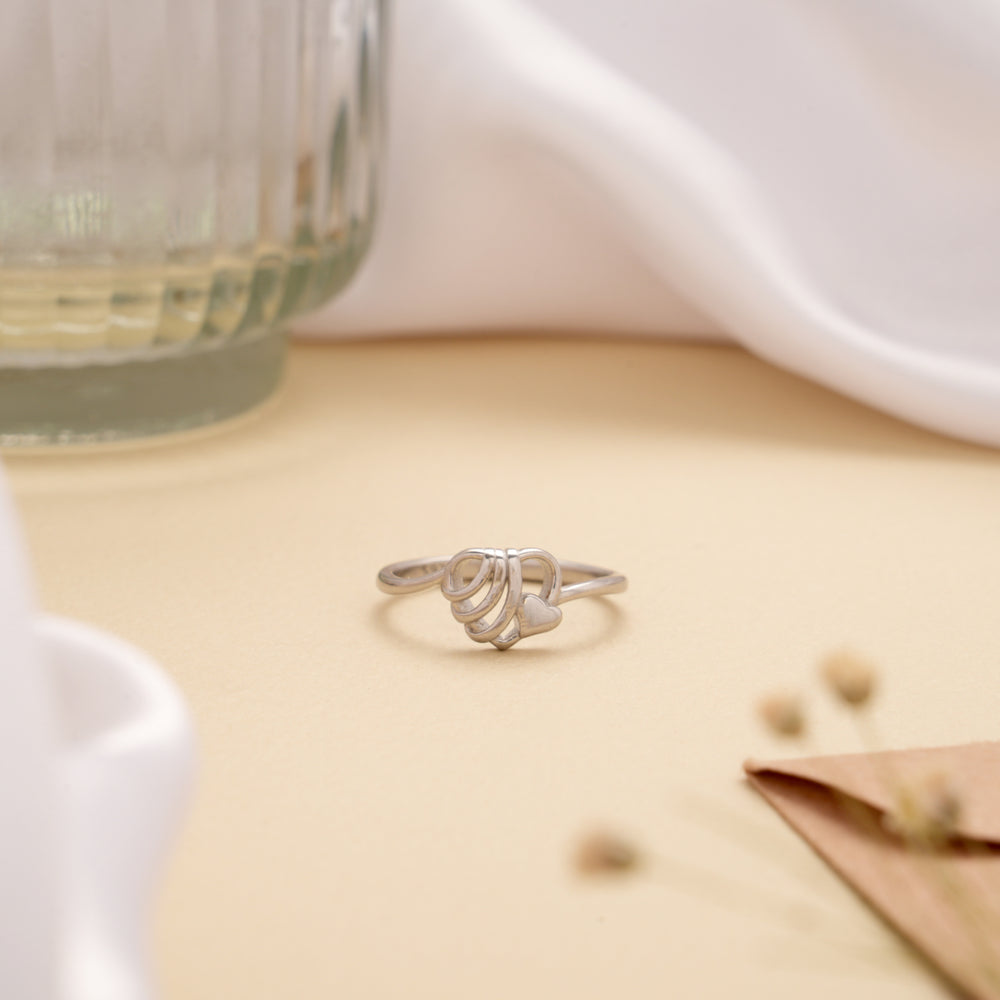 Charming Intertwined Double Heart Design Silver Ring