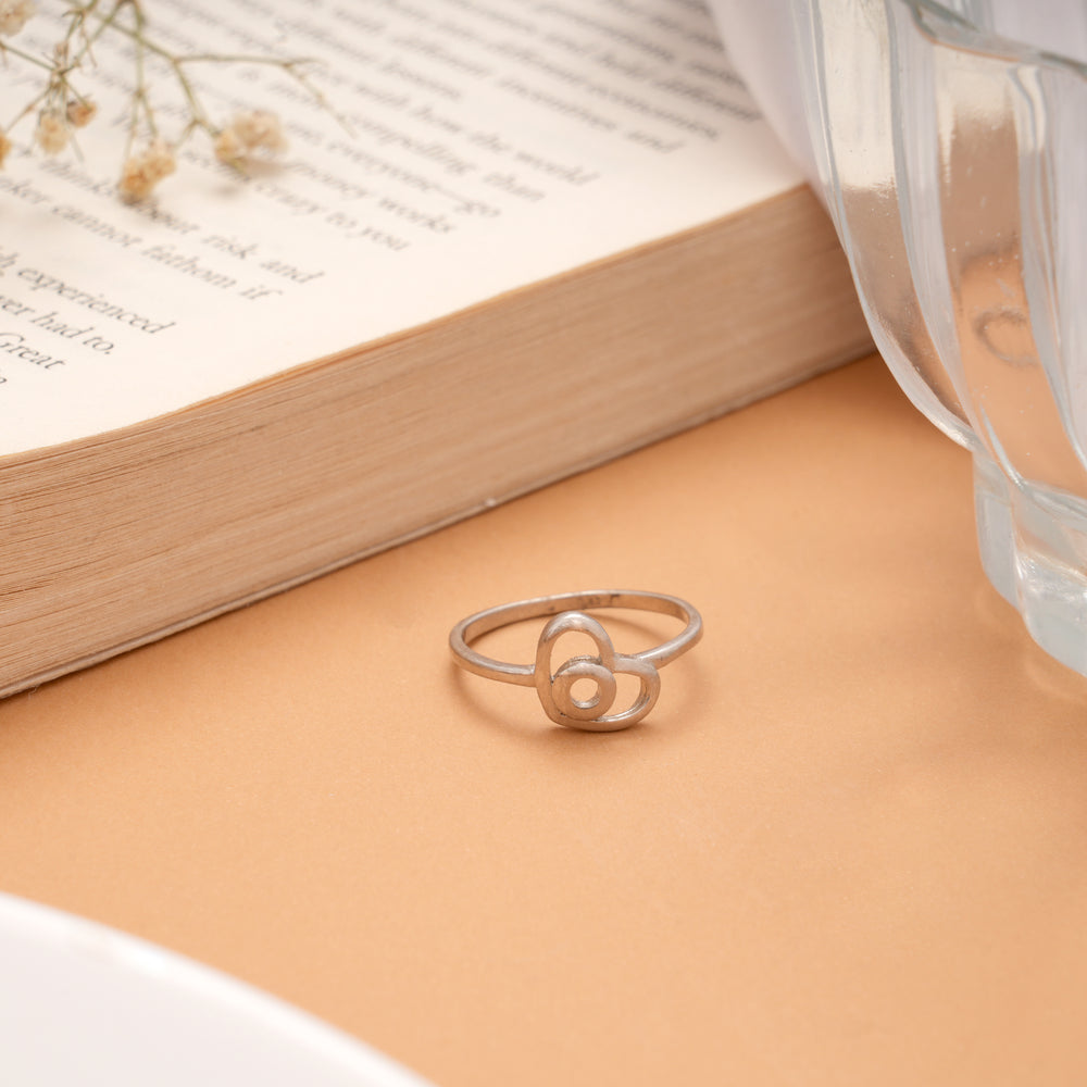 Fancy Heart Design Silver Ring