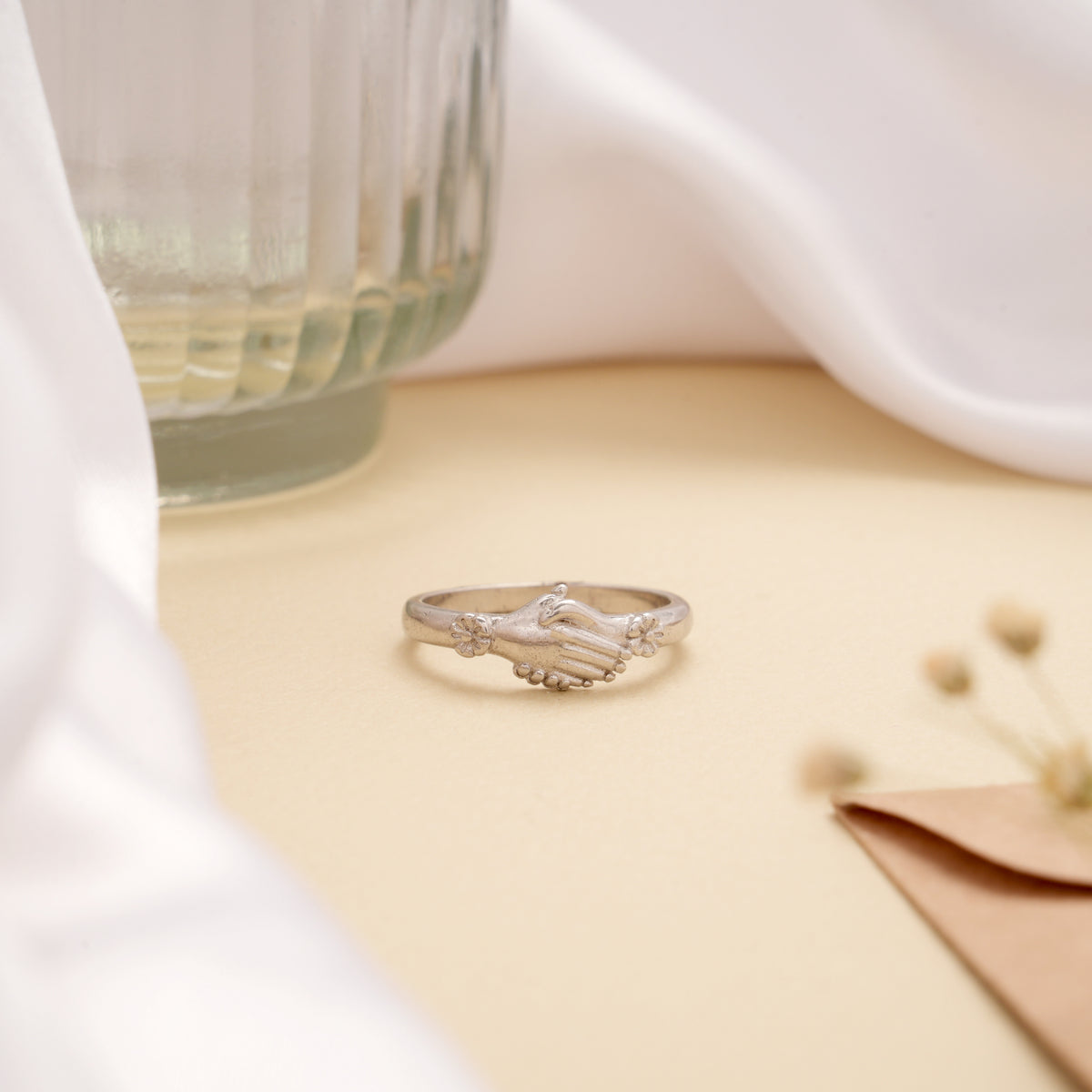 Elegant Intertwined Handshake Silver Ring