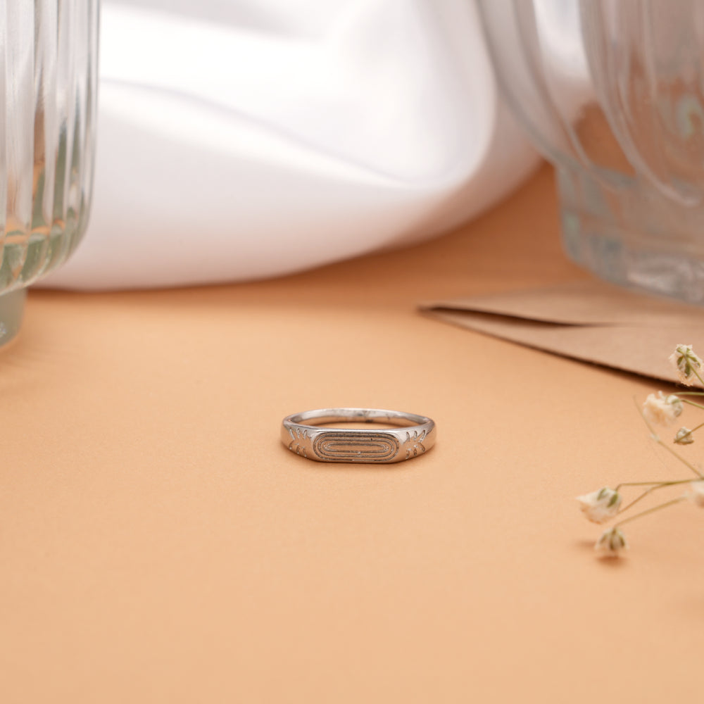 Unique Textured Oval Design Silver Ring