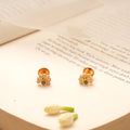 Sun Burst Floral Kundan Golden Stud