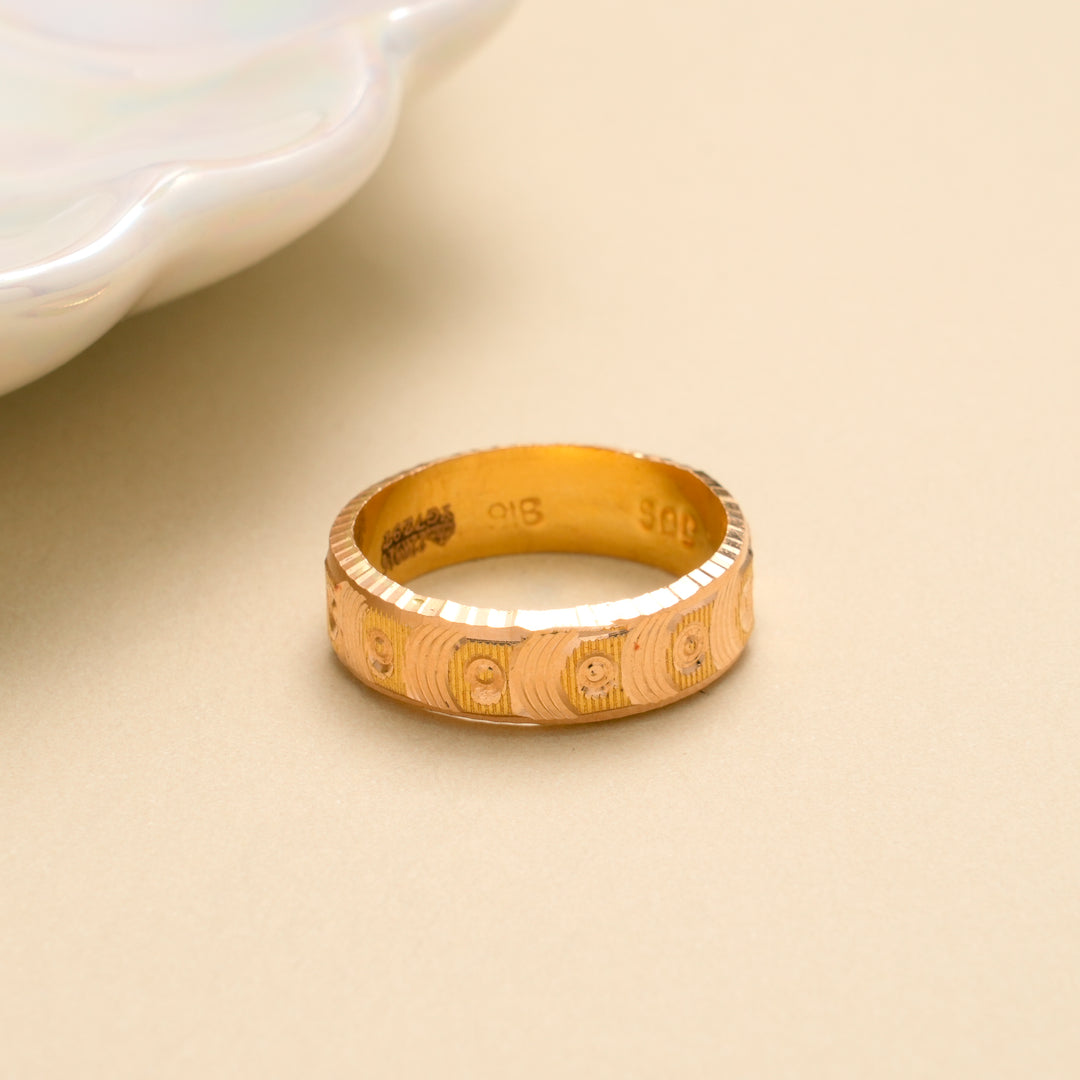 Geometric Dot Engraved Gold Band Ring