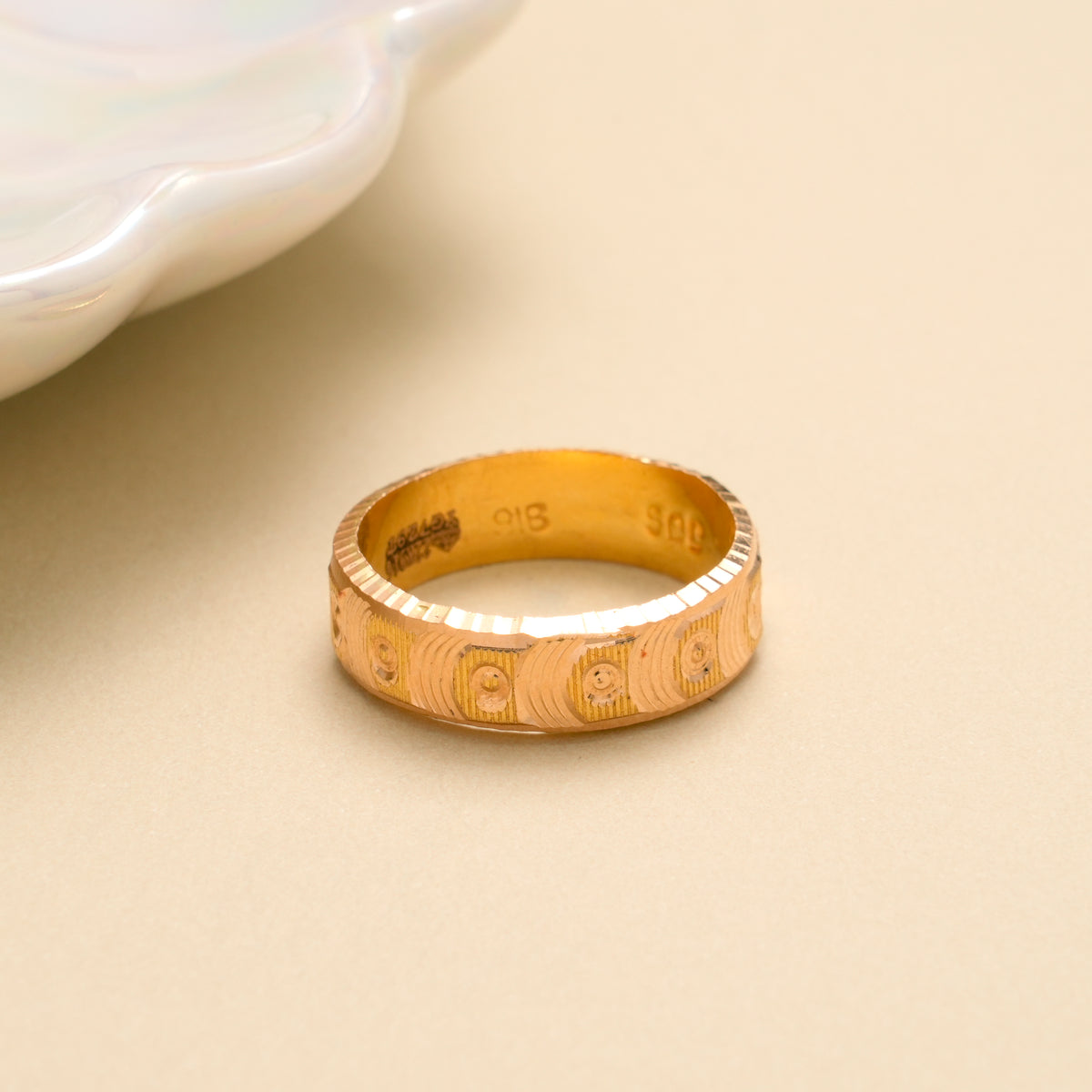 Geometric Dot Engraved Gold Band Ring
