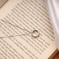 Delicate Circle Shimmering Design Silver Chain