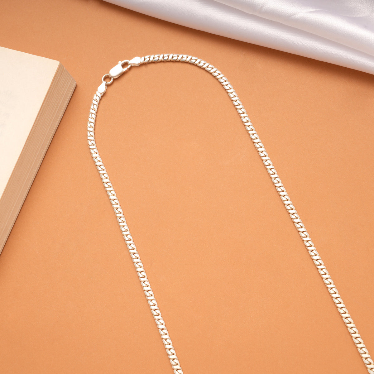 Stylish Locked Design Silver Men’s Chain