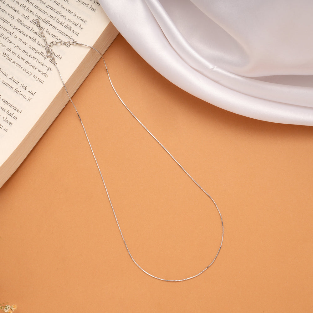 Tiny Charm Twisted Women Silver Chain